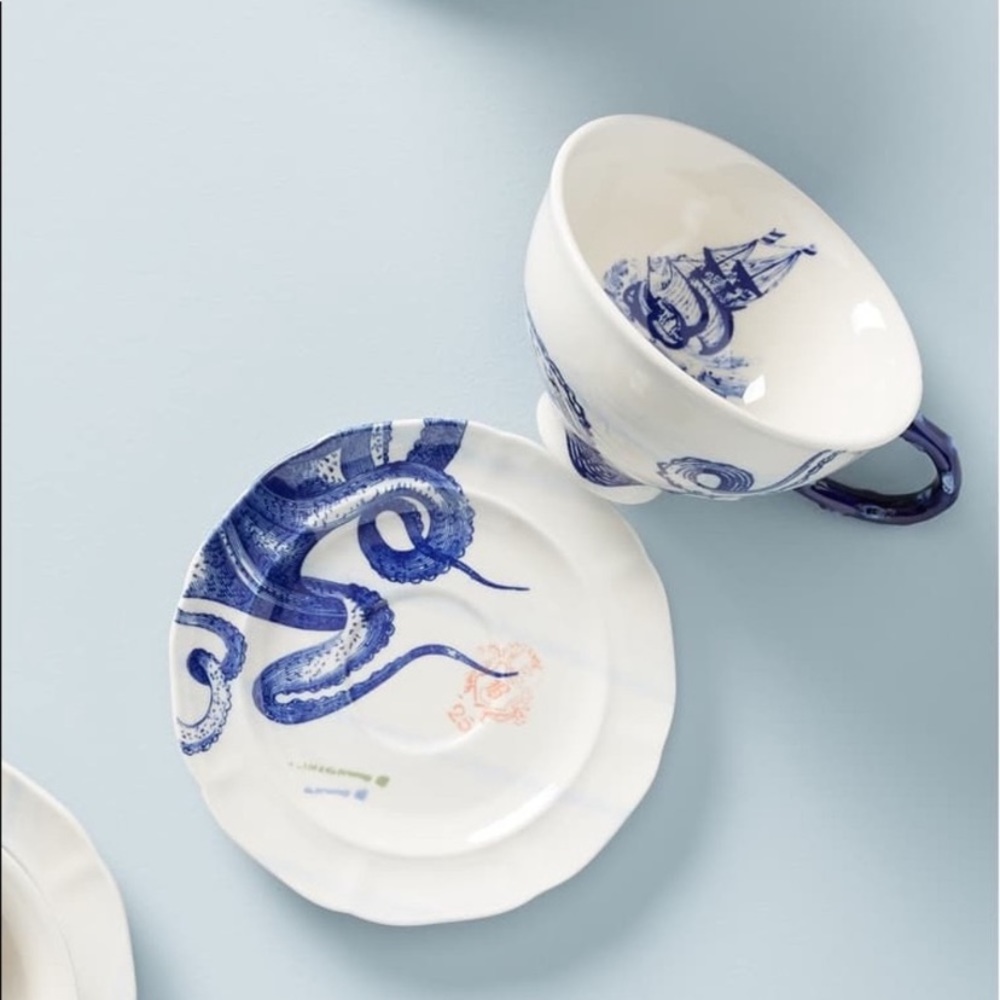 NWOT Anthropologie Set of Four Octopus Tea Cup & saucers